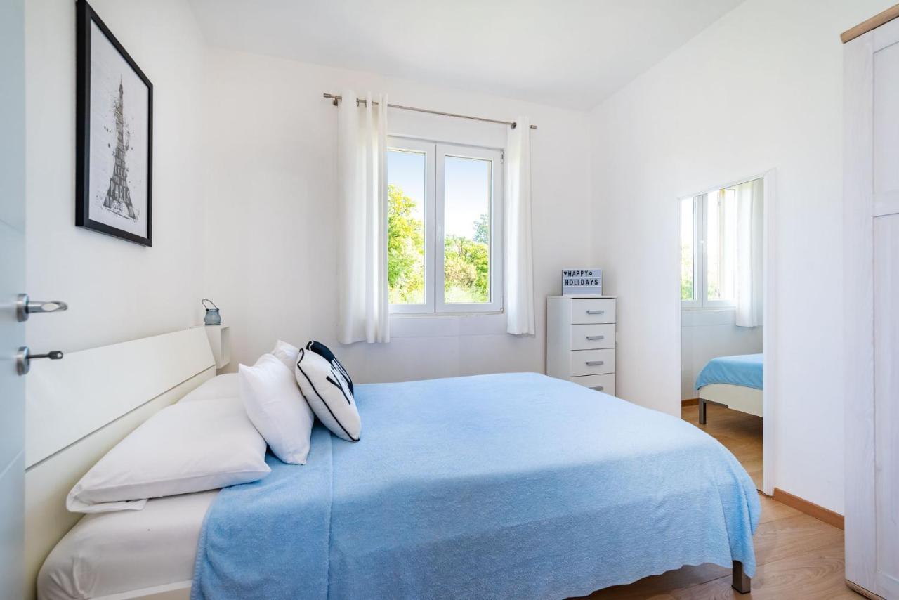 Apartment Maia Lena For Family Jasenice  Extérieur photo